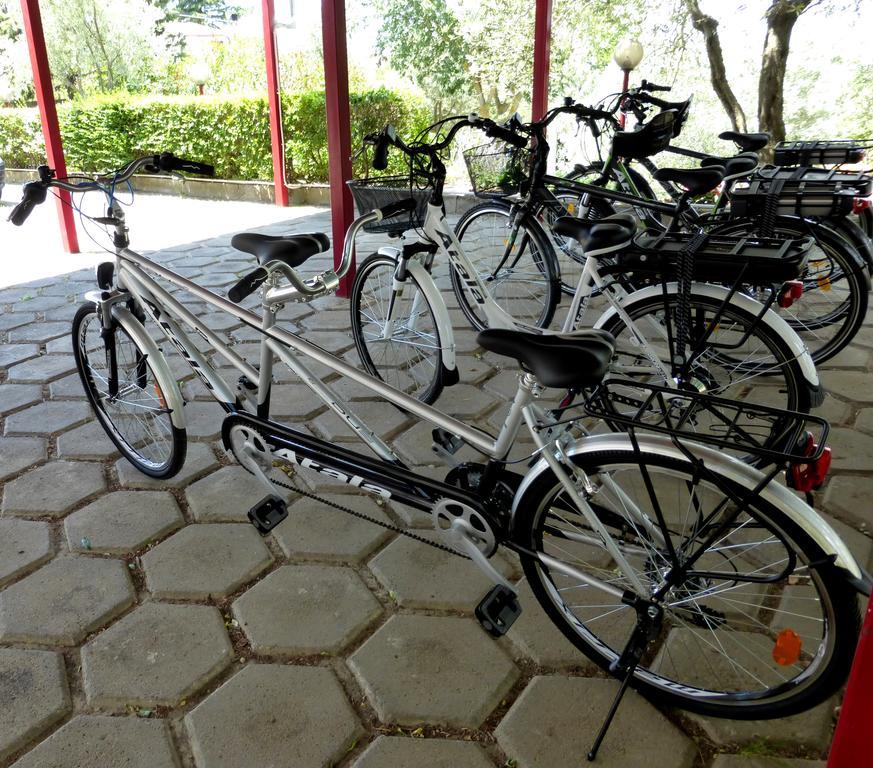 B&B Diamante Nissoria Luaran gambar