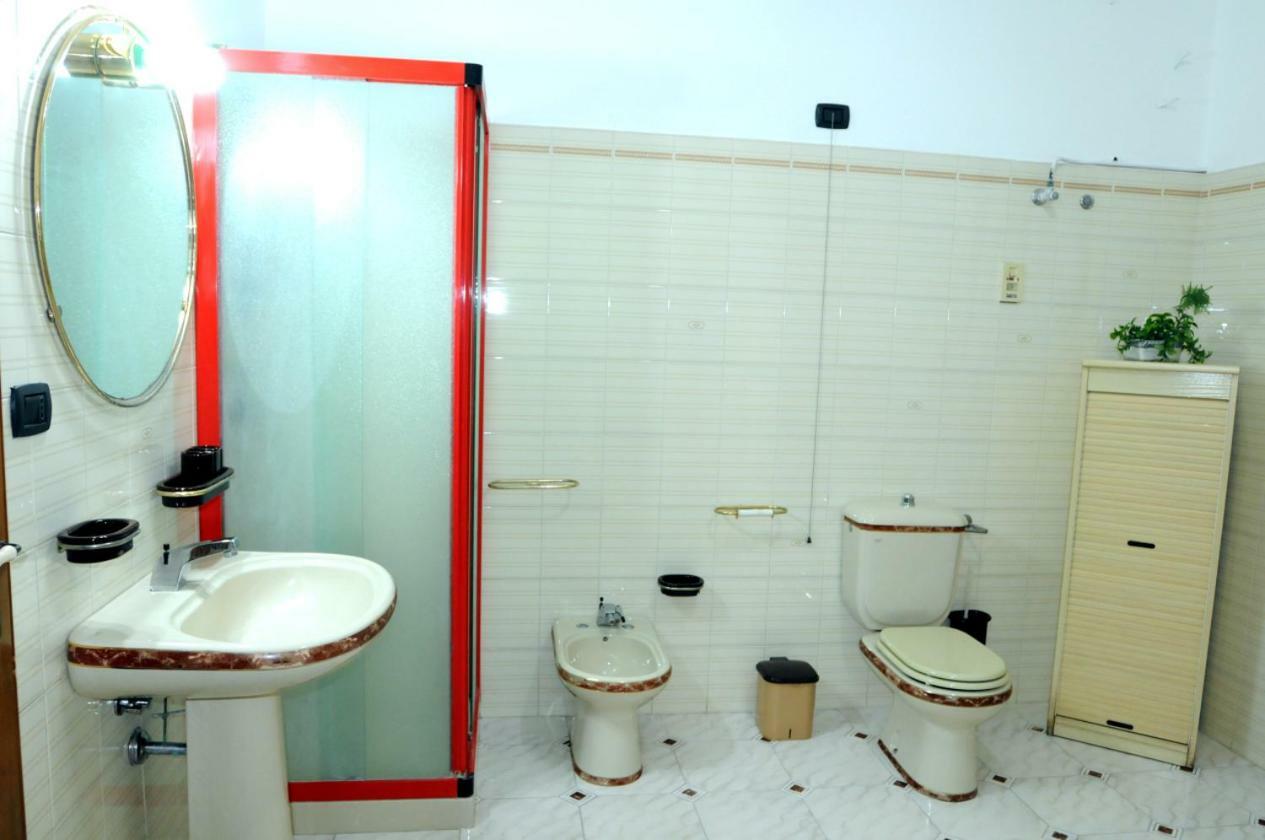 B&B Diamante Nissoria Luaran gambar